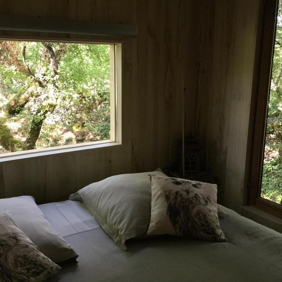 Cabane Lodge Avec Spa Privatif Livernon Exterior foto